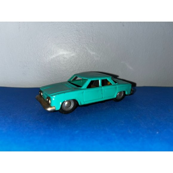 Vintage 1960's Chevy Corvair 5.5" Tin Friction Toy Made in Japan - Picture 1 of 7